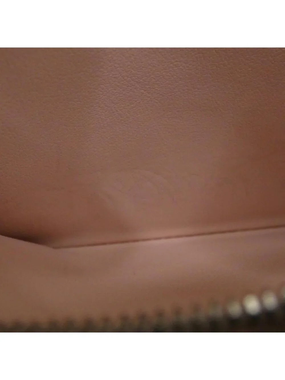 Louis Vuitton Mahina Zippy Wallet